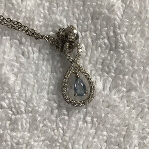 Charmed Aroma S925 silver necklace clear chips and blue stone